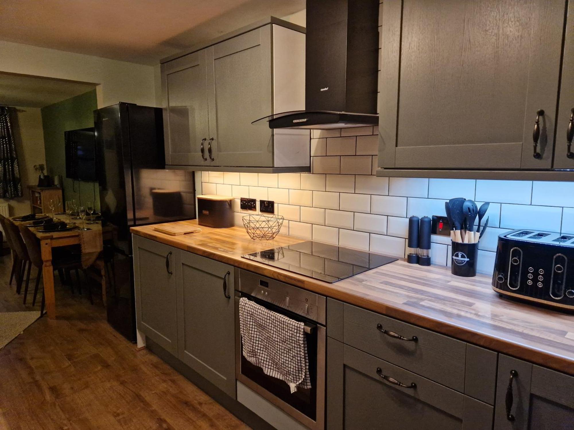 Purdie Close Holiday Let Чедър Екстериор снимка