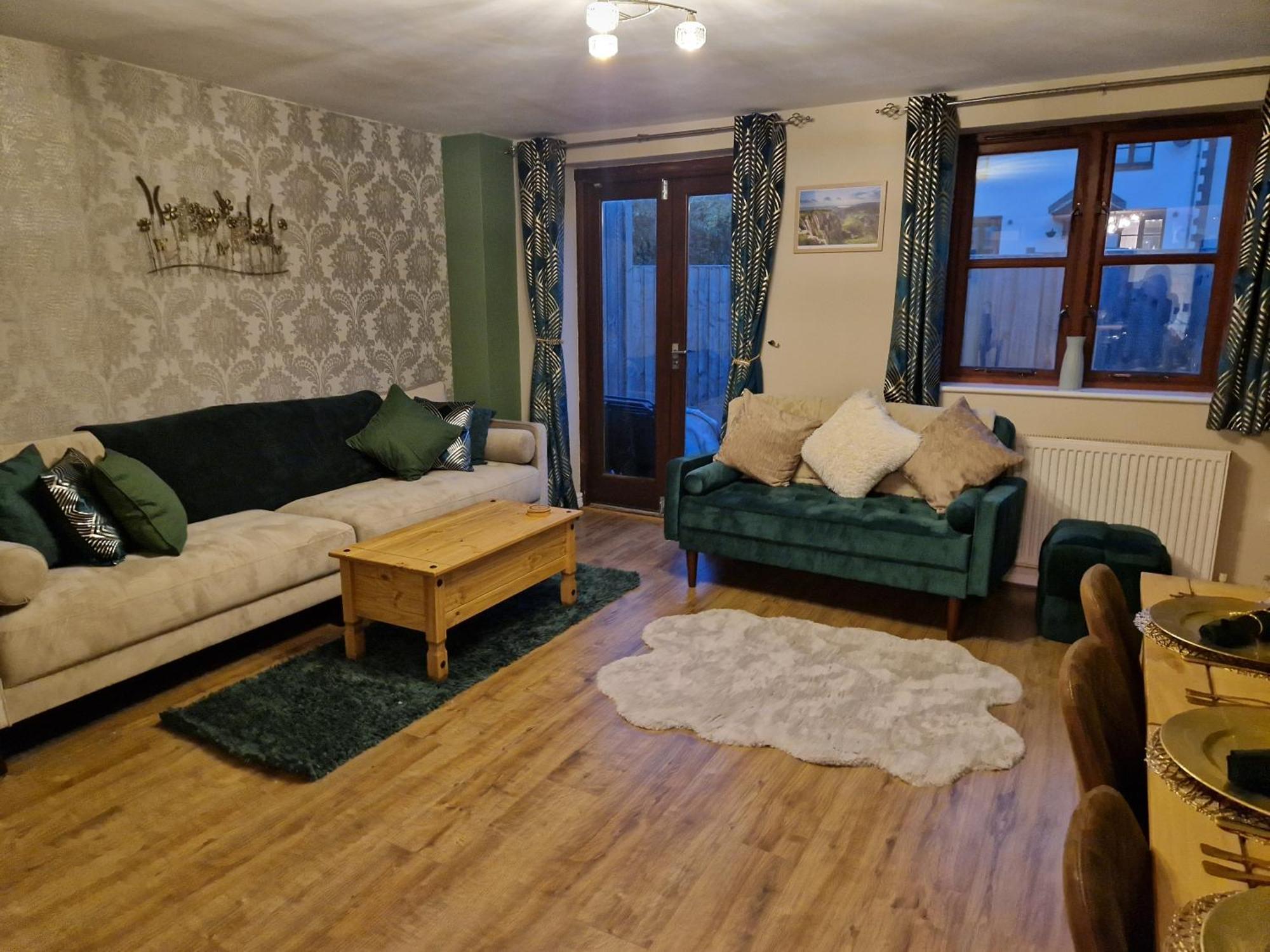 Purdie Close Holiday Let Чедър Екстериор снимка
