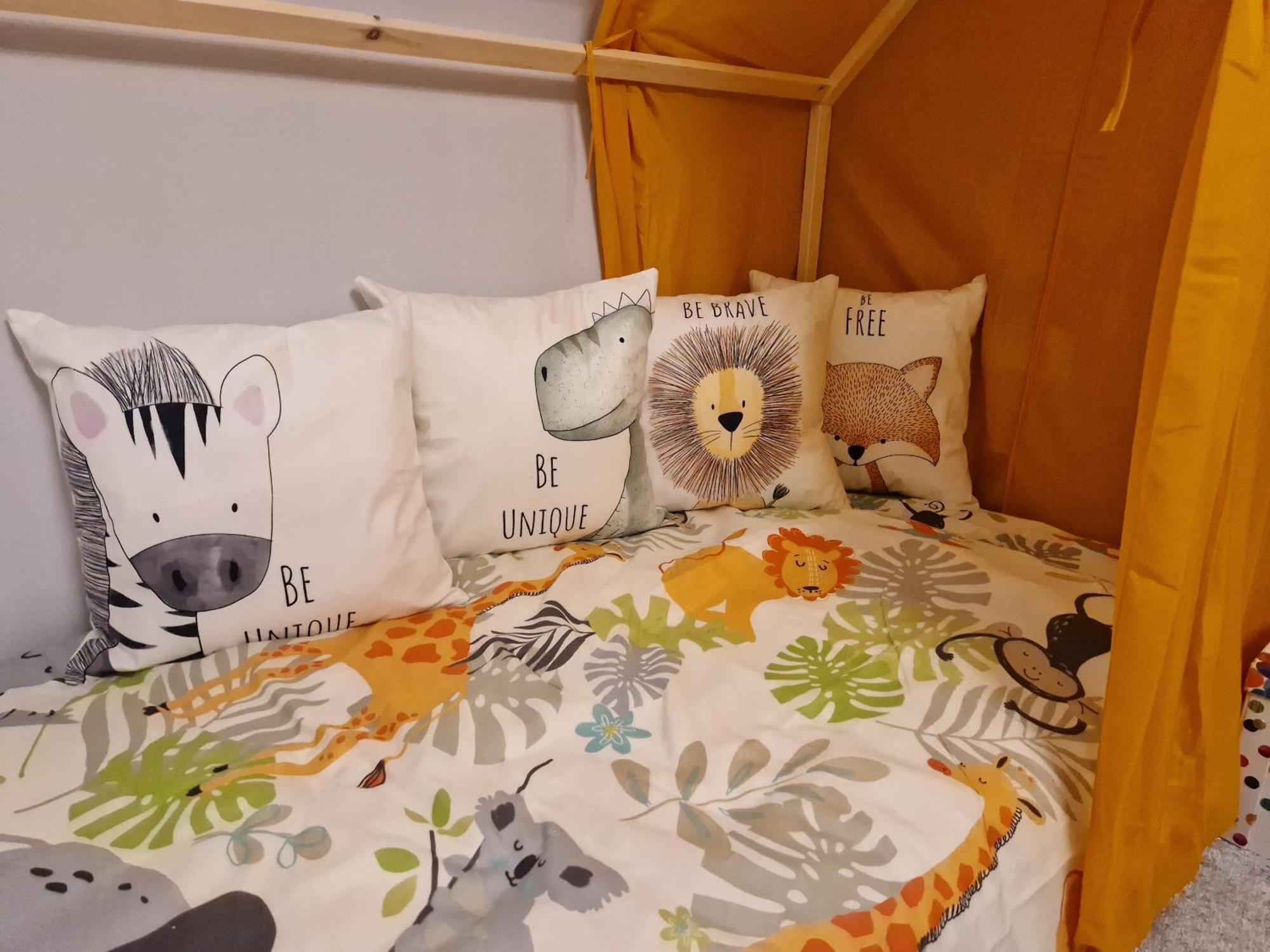 Purdie Close Holiday Let Чедър Екстериор снимка