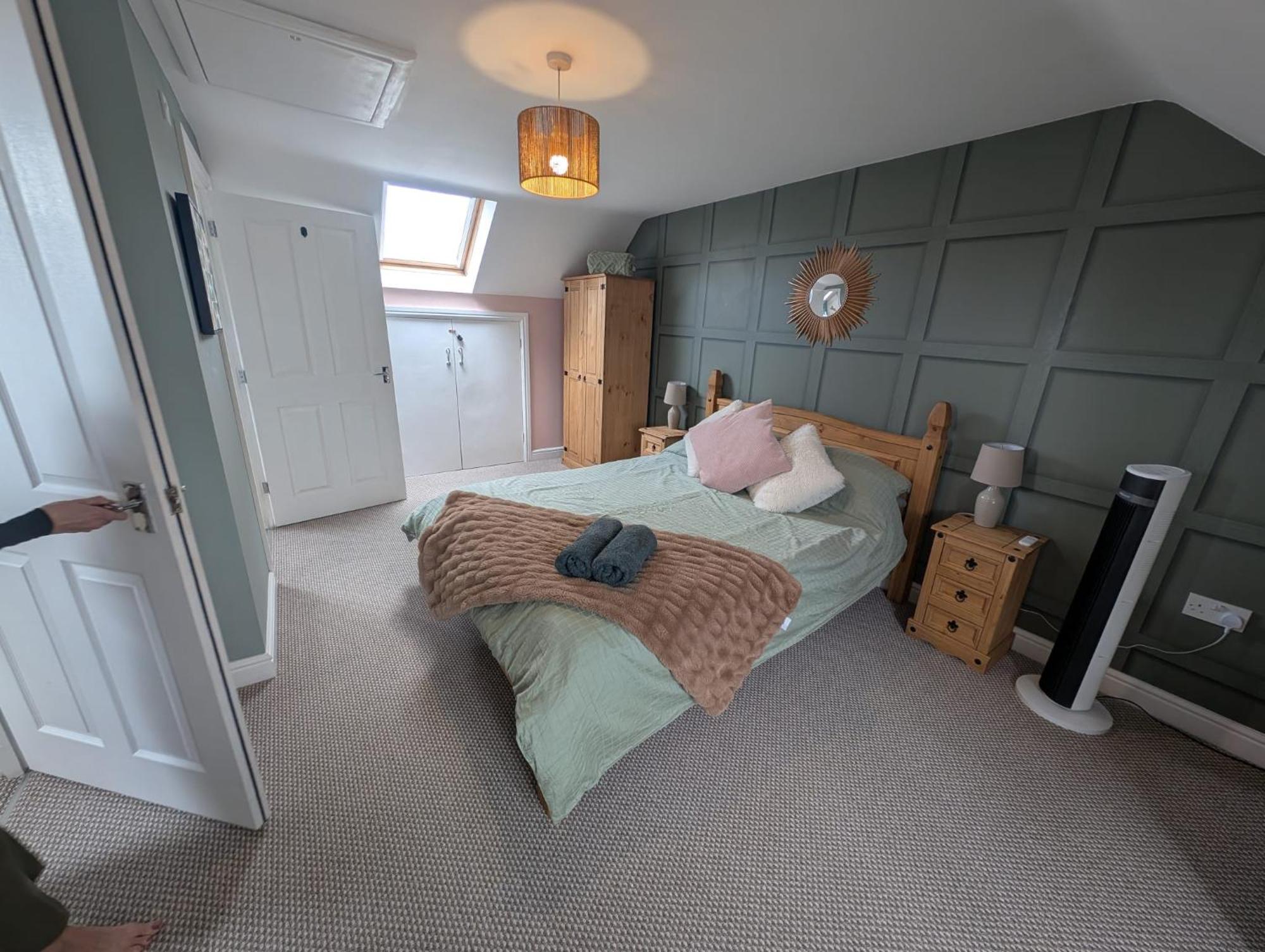 Purdie Close Holiday Let Чедър Екстериор снимка